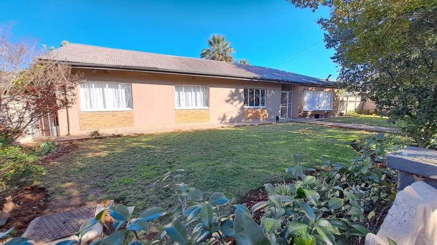 4 Bedroom Property for Sale in Gardeniapark Free State
